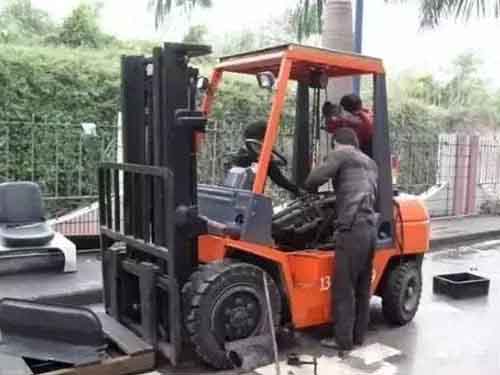 宁波叉车维修2